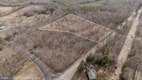 82 Cosner Rd, LOUISA, VA 23093