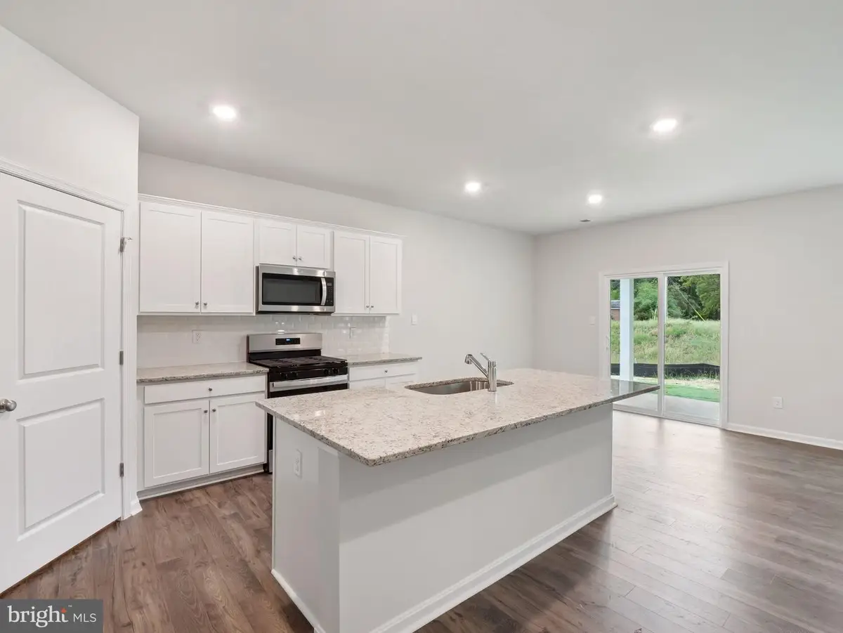 202 Glenmore Ln, Keswick, VA 22947 - Image #1