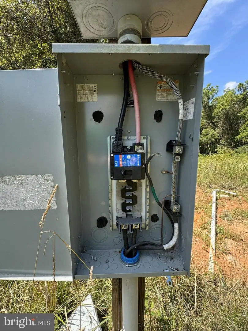 398 Bayles Ln, Louisa, VA 23093 - Image #2