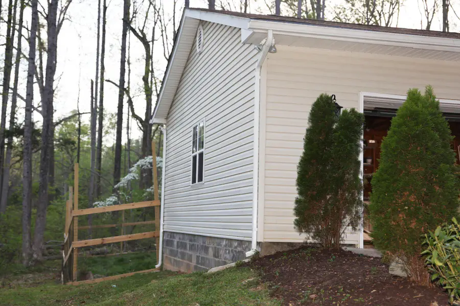 32 Miltons Ln, Louisa, VA 23093 - #3