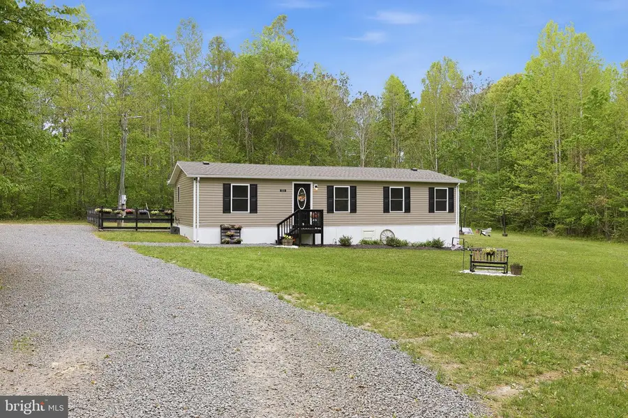 135 Heavenly Dove Dr, Mineral, VA 23117 - #3