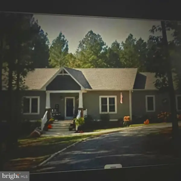 275 Folly Hill Rd, BUMPASS, VA 23024