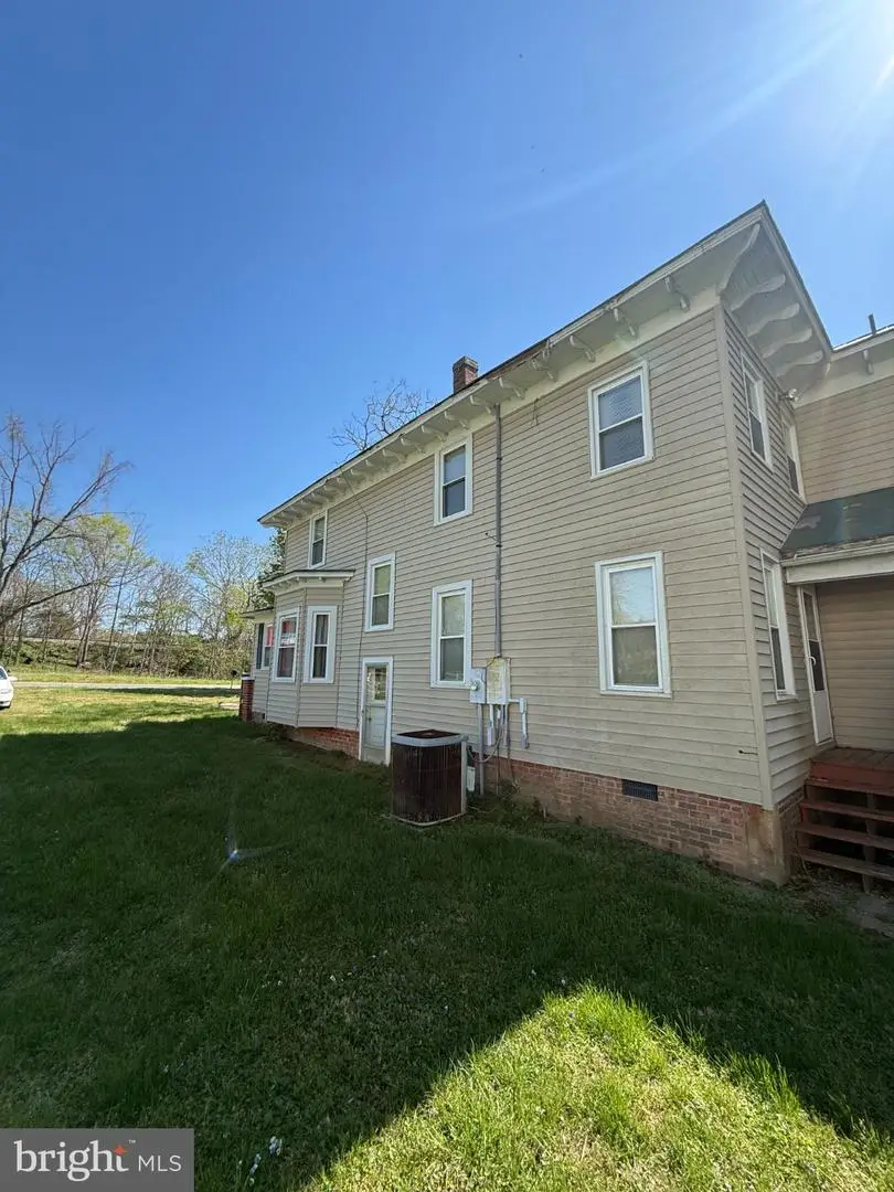 4689 Fredericks Hall Rd, Mineral, VA 23117 - #2