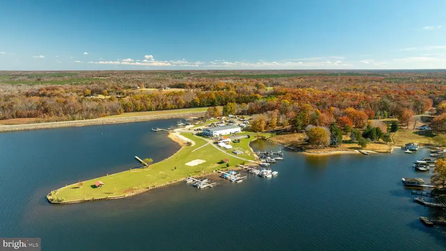 564 Equestrian Landing Trl, Bumpass, VA 23024 - #3