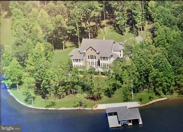 128 Olive Branch Ct, BUMPASS, VA 23024