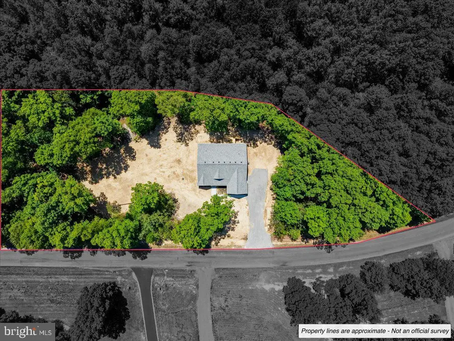 615 Traveller St, Mineral, VA 23117 - #2
