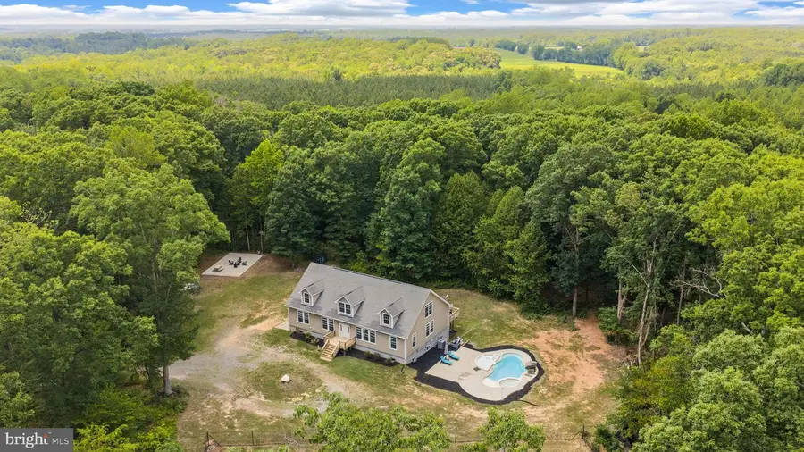 1271 Apple Grove Rd, Mineral, VA 23117 - #2