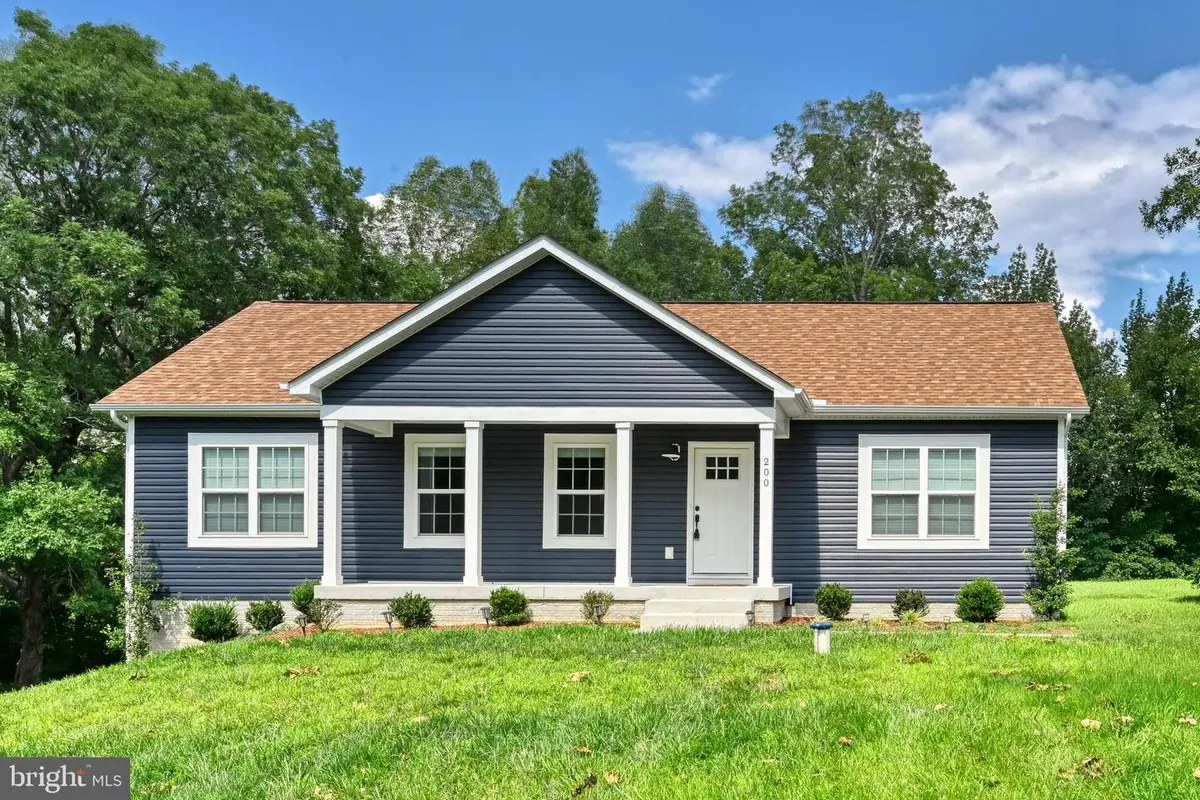 200 Seclusion Shores Dr, Mineral, VA 23117 - #1