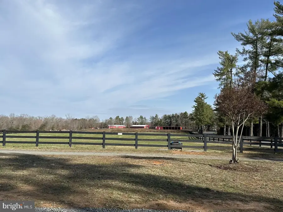 318 Bay Hill Rd, Gordonsville, VA 22942 - #2