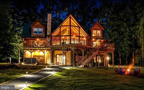 285 Lakewood Landing Dr, BUMPASS, VA 23024