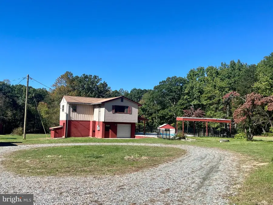517 Doctors Rd, Louisa, VA 23093 - #2