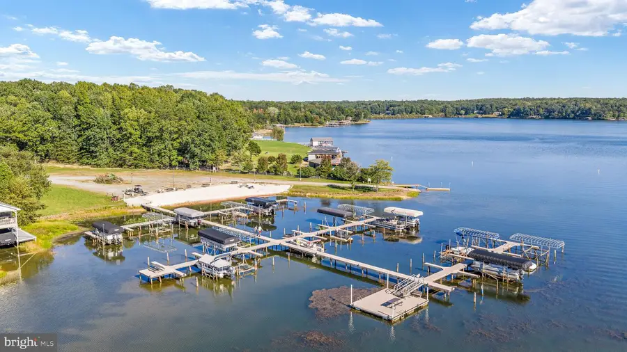 208 Oakwood Dr, Mineral, VA 23117 - #3