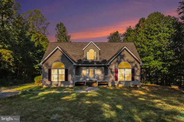 9 Catamaran Ct, BUMPASS, VA 23024