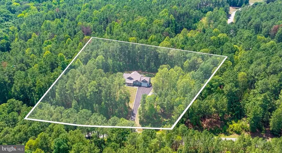 1098 Lake Forest Dr, Mineral, VA 23117 - #2