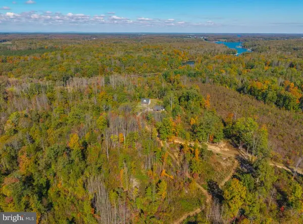 1409 Bohannon Rd, BUMPASS, VA 23024
