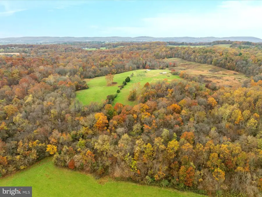 43725 Spinks Ferry Rd, Leesburg, VA 20176 - Image #2