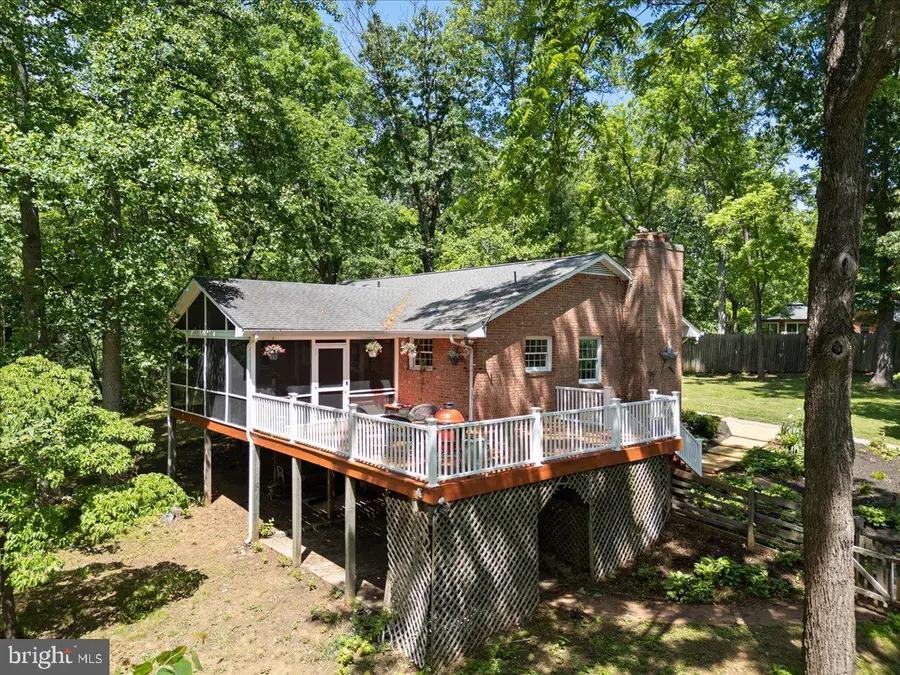 38577 Goose Creek Ln, Leesburg, VA 20175 - Image #2