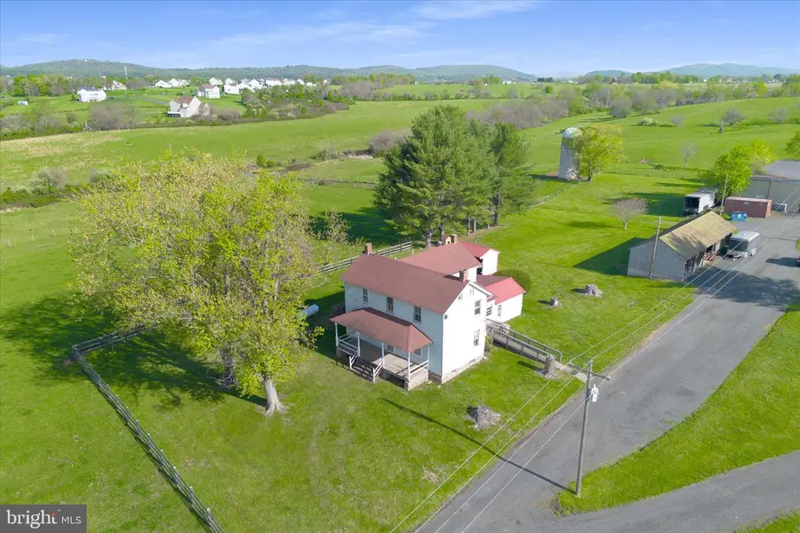 42880 Spinks Ferry Rd, Leesburg, VA 20176 - Image #2