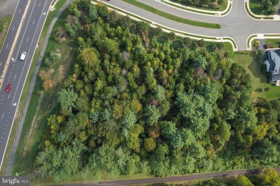 Marbury Estates Dr., Chantilly, VA 20152 - Image #3