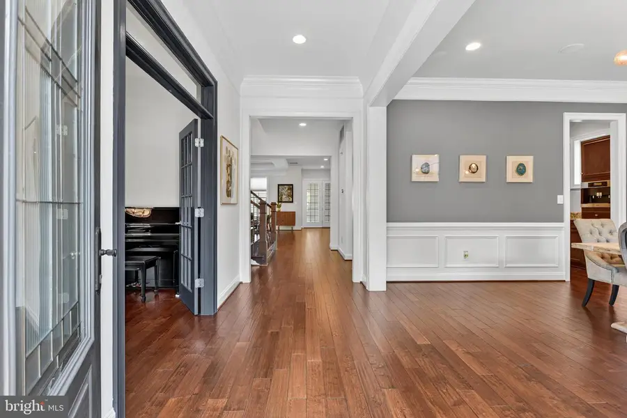 20624 Holyoke Dr, Ashburn, VA 20147 - #3