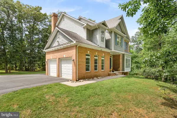 19033 Otley Rd, PURCELLVILLE, VA 20132