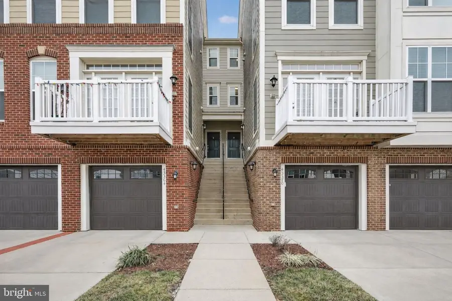 43368 Town Gate Sq, Chantilly, VA 20152 - Image #3