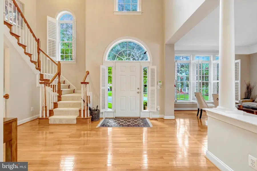 19126 Stream Crossing Ct, Leesburg, VA 20176 - Image #3