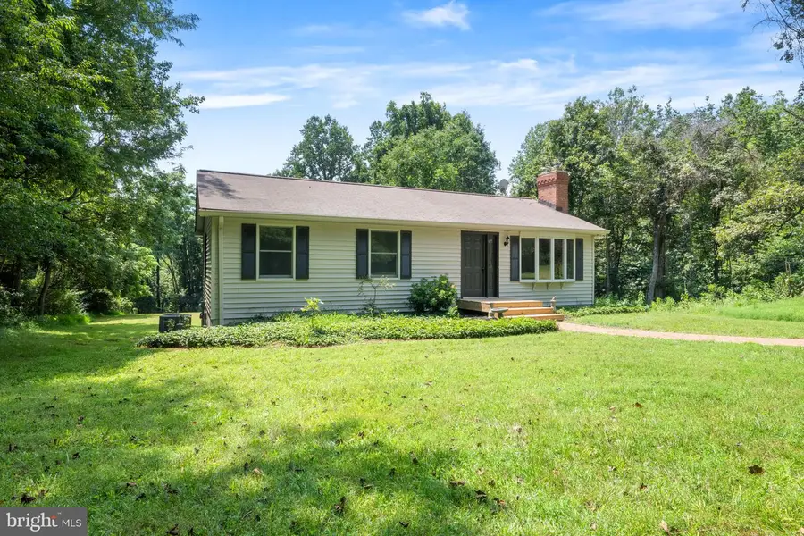 21087 Goldfinch Ln, Leesburg, VA 20175 - Image #3