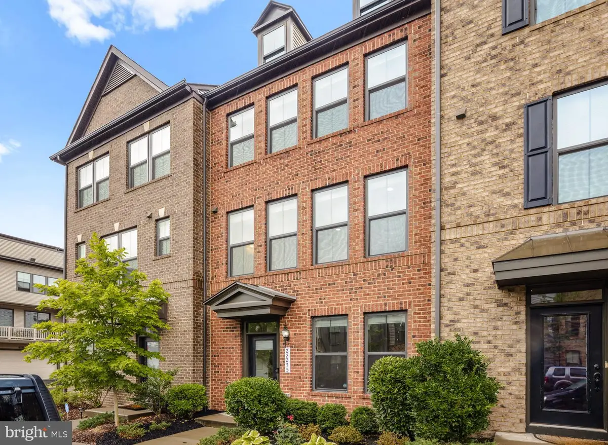 22275 Sims Ter, Ashburn, VA 20148 - #1