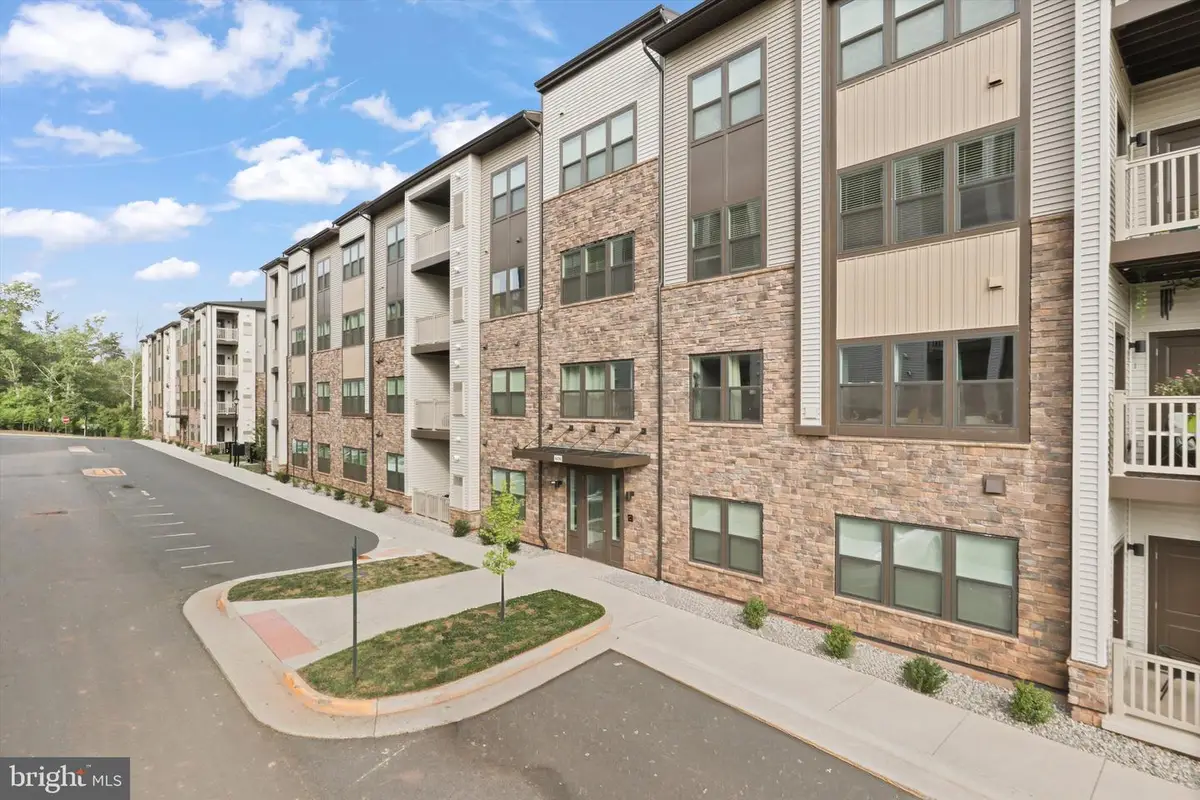 46294 Mount Milstead Ter #303, Sterling, VA 20164 - #1