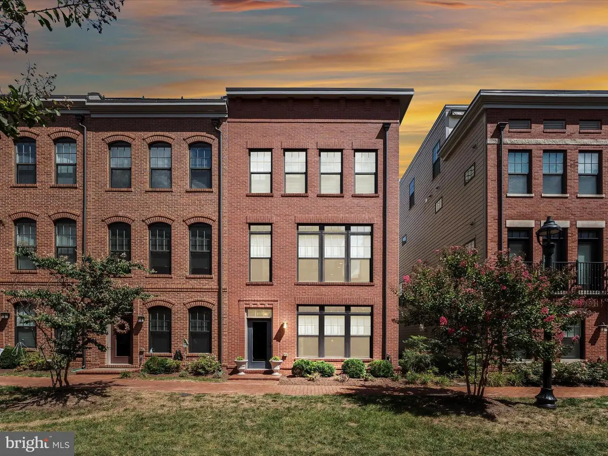 411 Bicksler Sq Se, Leesburg, VA 20175 - Image #1