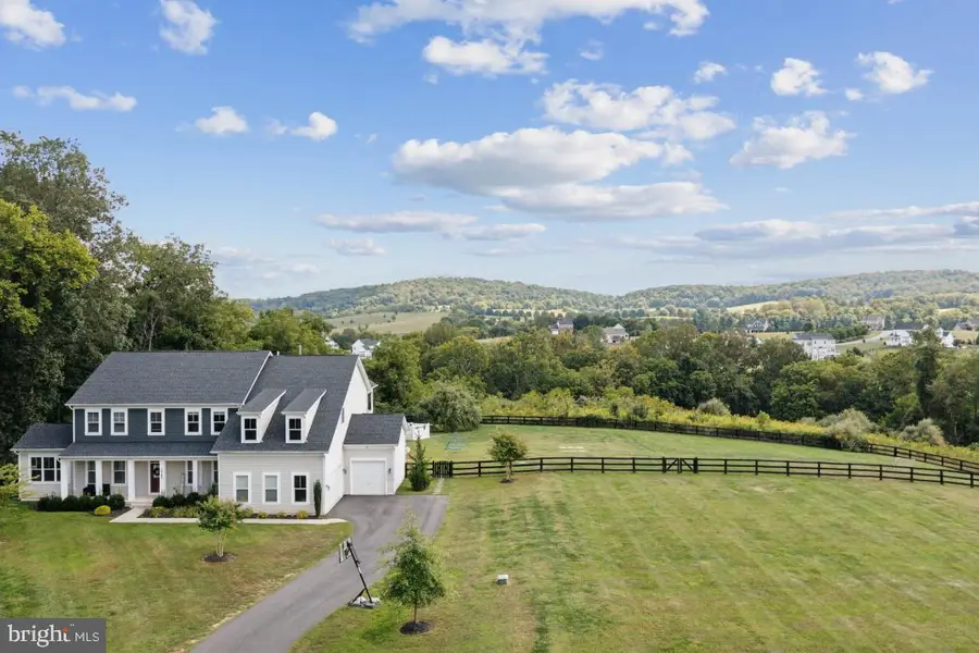 14132 Amys Meadow Ct, Leesburg, VA 20176 - Image #2