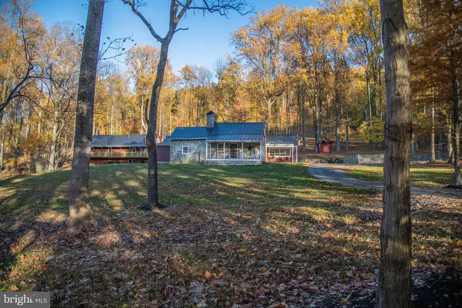 36697 Heskett Ln, Hillsboro, VA 20132 - Image #2