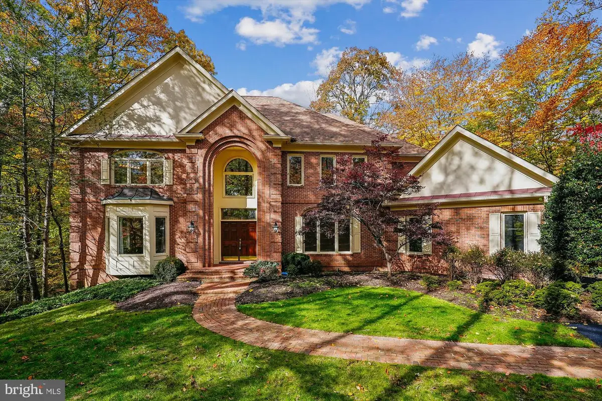 308 Sinegar Pl, Potomac Falls, VA 20165 - Image #1