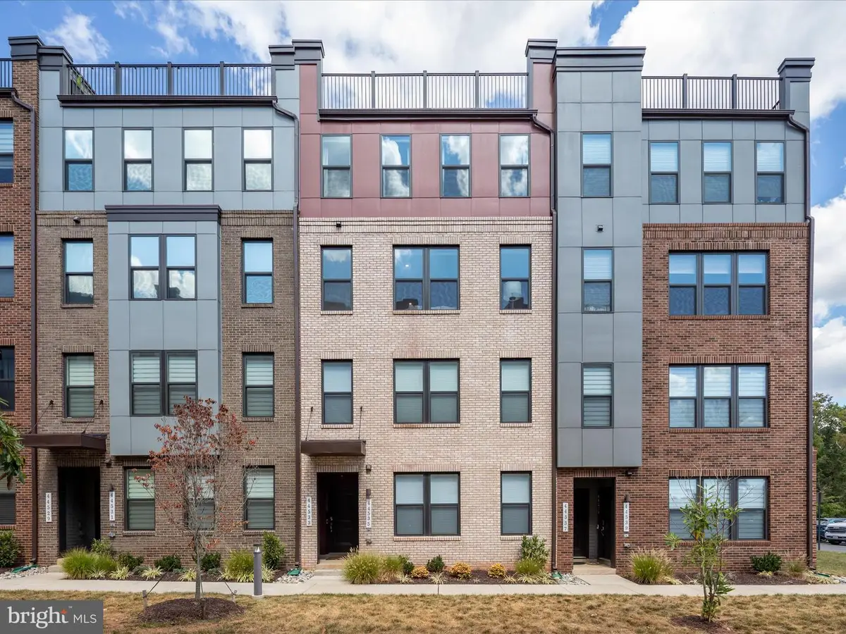 44533 Wolfhound Sq, Ashburn, VA 20147 - Image #1