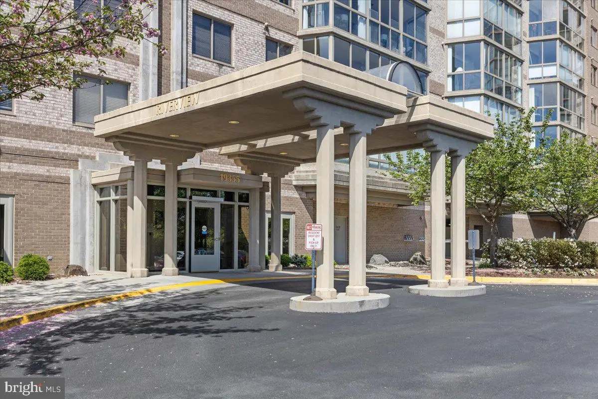 19355 Cypress Ridge Ter #612, Leesburg, VA 20176 - Image #1