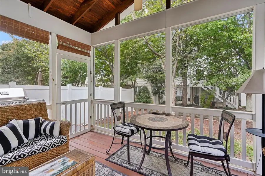 43414 Westchester Sq, Leesburg, VA 20176 - Image #2