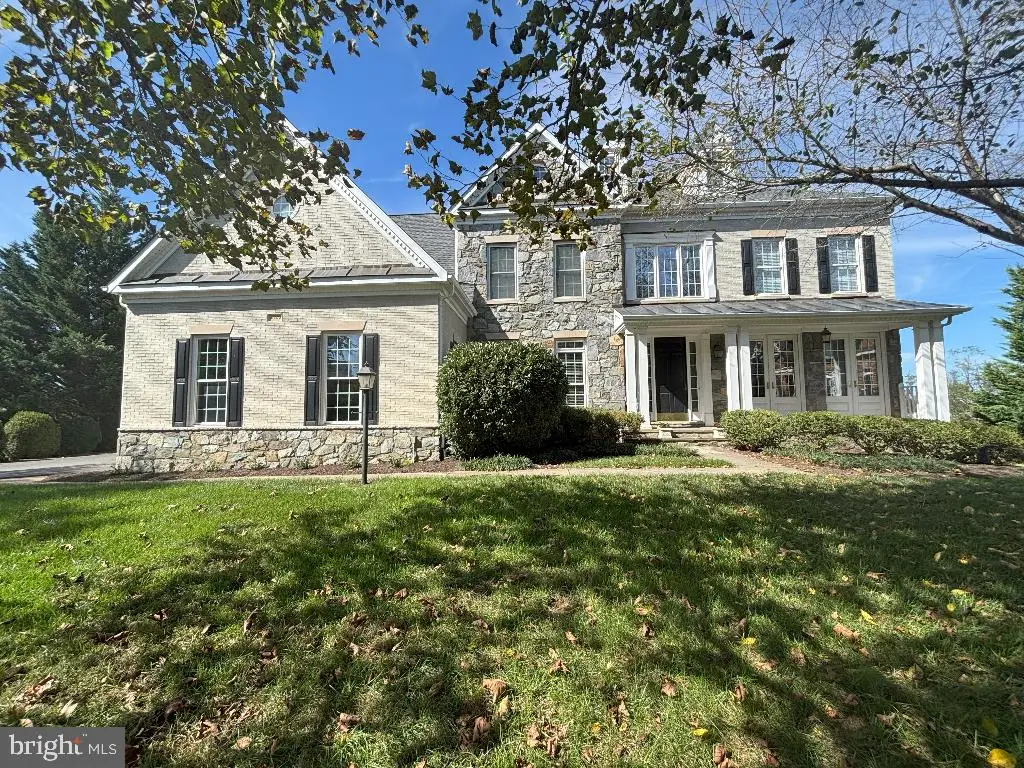 40372 Stonebrook Hamlet Pl, Waterford, VA 20197 - Image #1