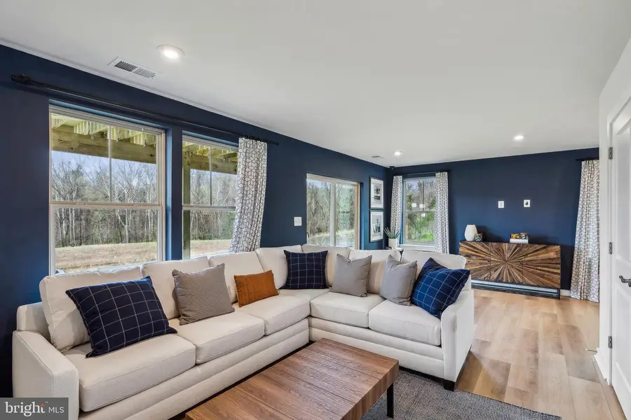 219 Chianti Ter Se, Leesburg, VA 20175 - Image #2