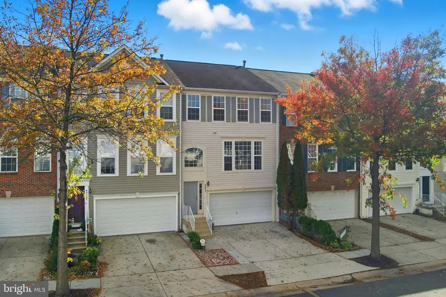 42835 Shaler St, Chantilly, VA 20152 - Image #2