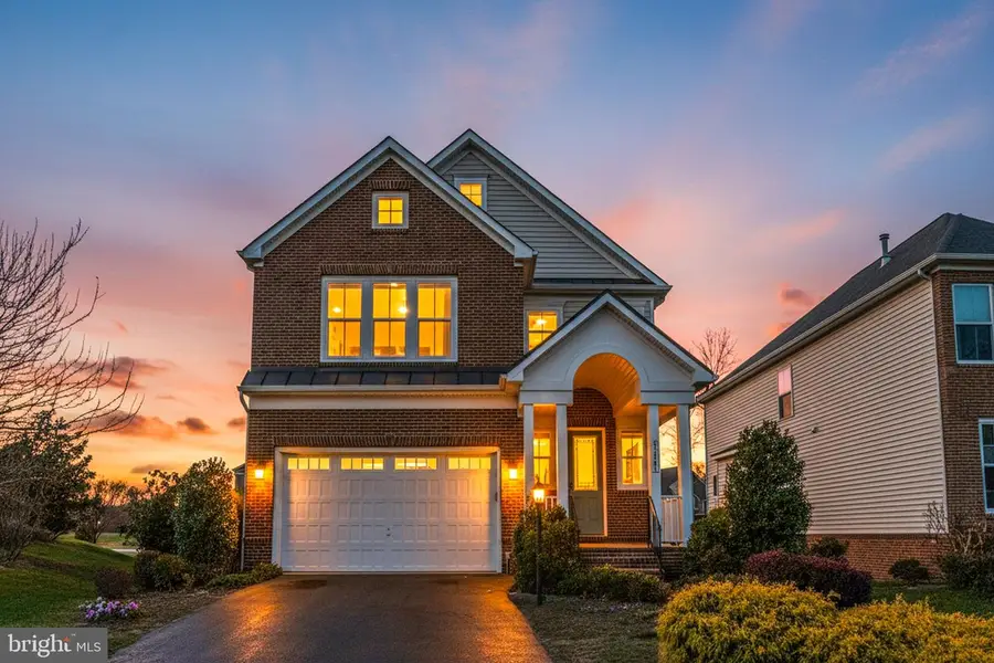 23041 Canyon Oak Ct, Brambleton, VA 20148 - Image #2