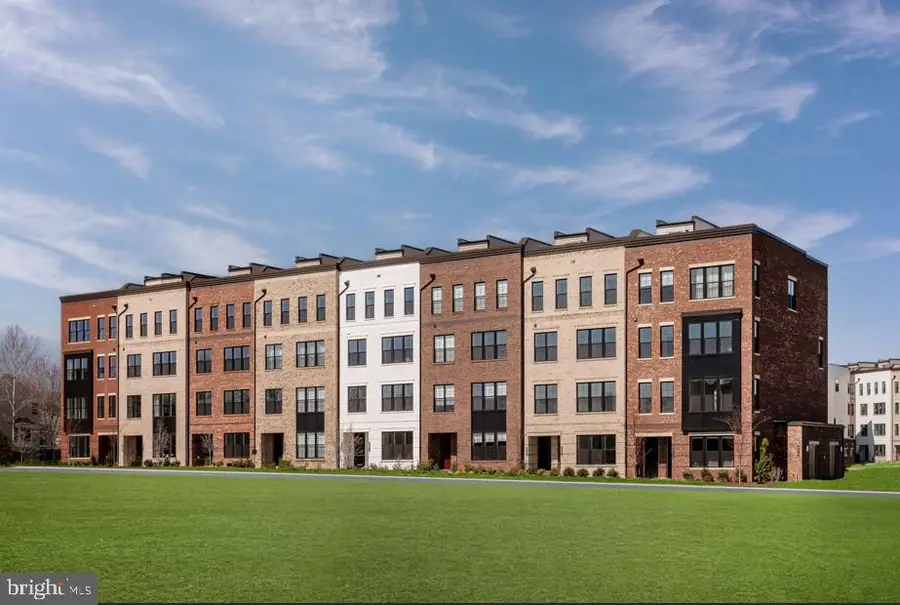 22133 Little Mountain Ter, Ashburn, VA 20148 - Image #2