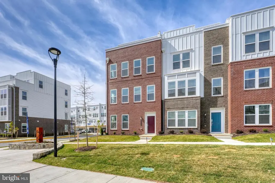 19722 Peach Flower Ter, Ashburn, VA 20147 - #2