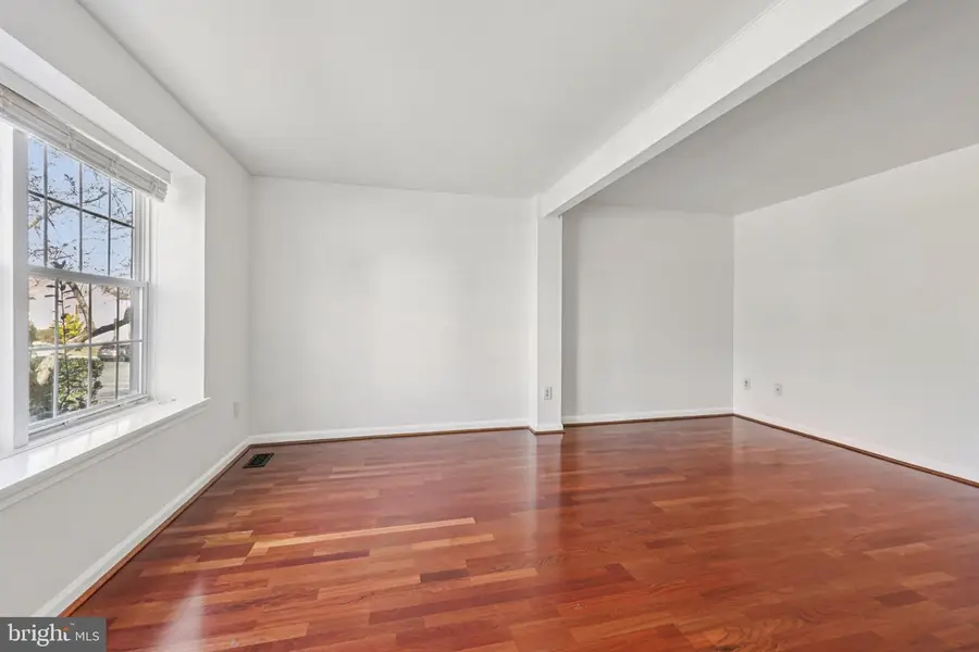 43494 Postrail Sq, Ashburn, VA 20147 - Image #2