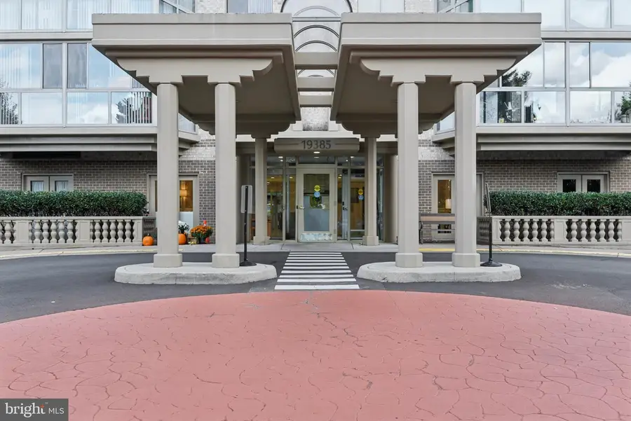 19385 Cypress Ridge Ter #404, Leesburg, VA 20176 - Image #3