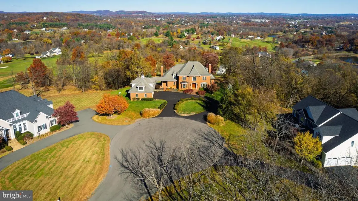 35060 Patience Ct, Round Hill, VA 20141 - #1