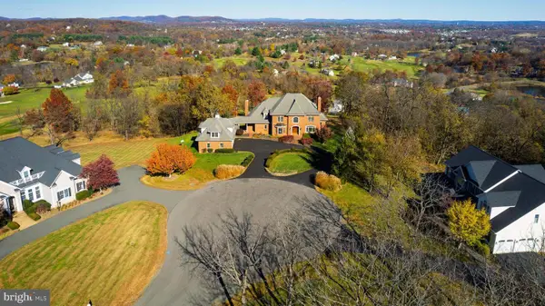 35060 Patience Ct, ROUND HILL, VA 20141