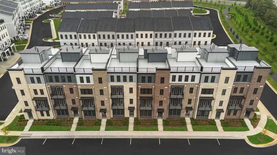 21823 Beckhorn Station Ter, Broadlands, VA 20148 - Image #2