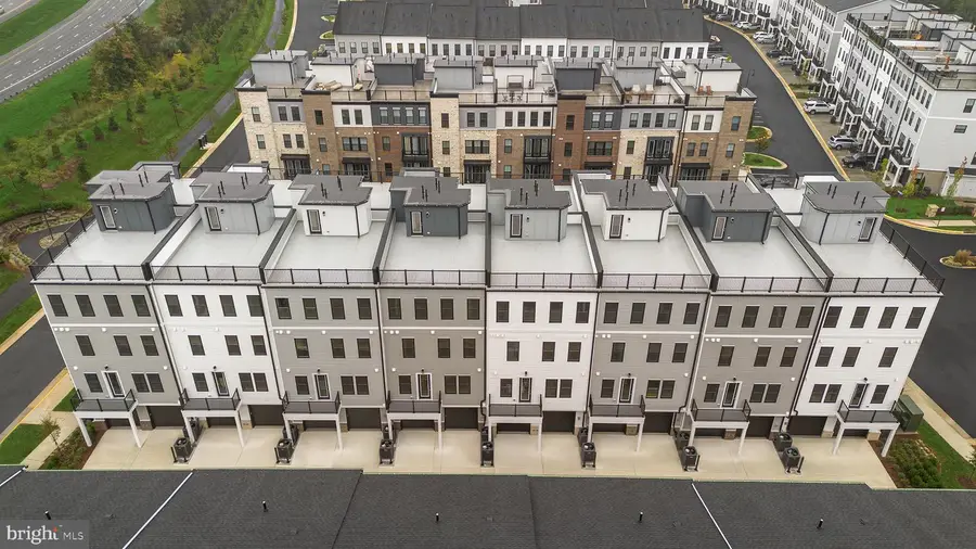 21823 Beckhorn Station Ter, Broadlands, VA 20148 - Image #3