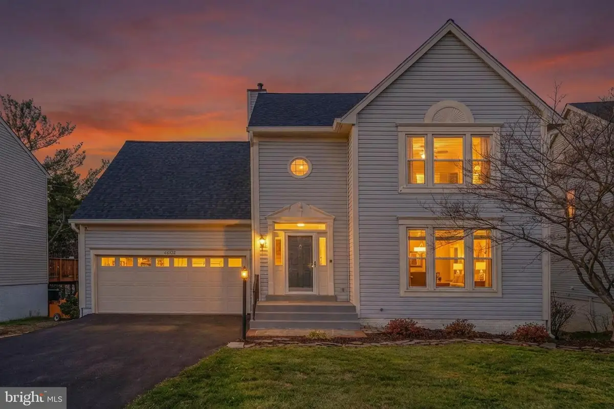 46526 Cedarhurst Dr, Sterling, VA 20165 - Image #1